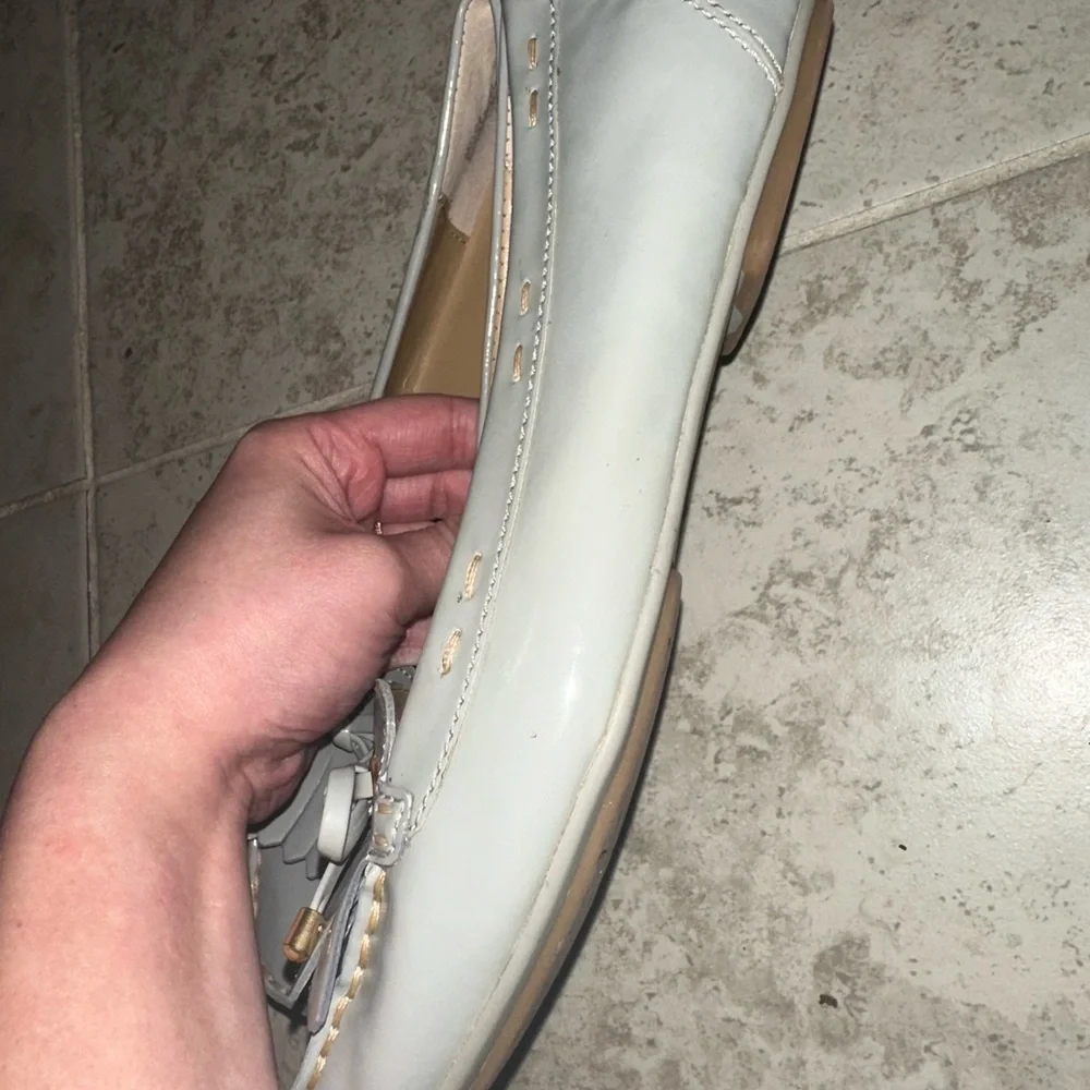 Patent Leather Gray Loafers‎ with Bow and Fringe Details Preppy Boho Size 8